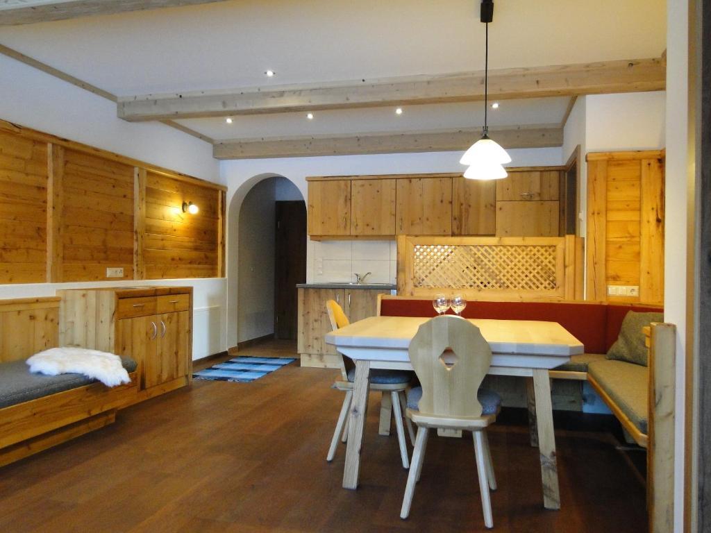 Appartement Gipfelsturm Haus im Ennstal Δωμάτιο φωτογραφία